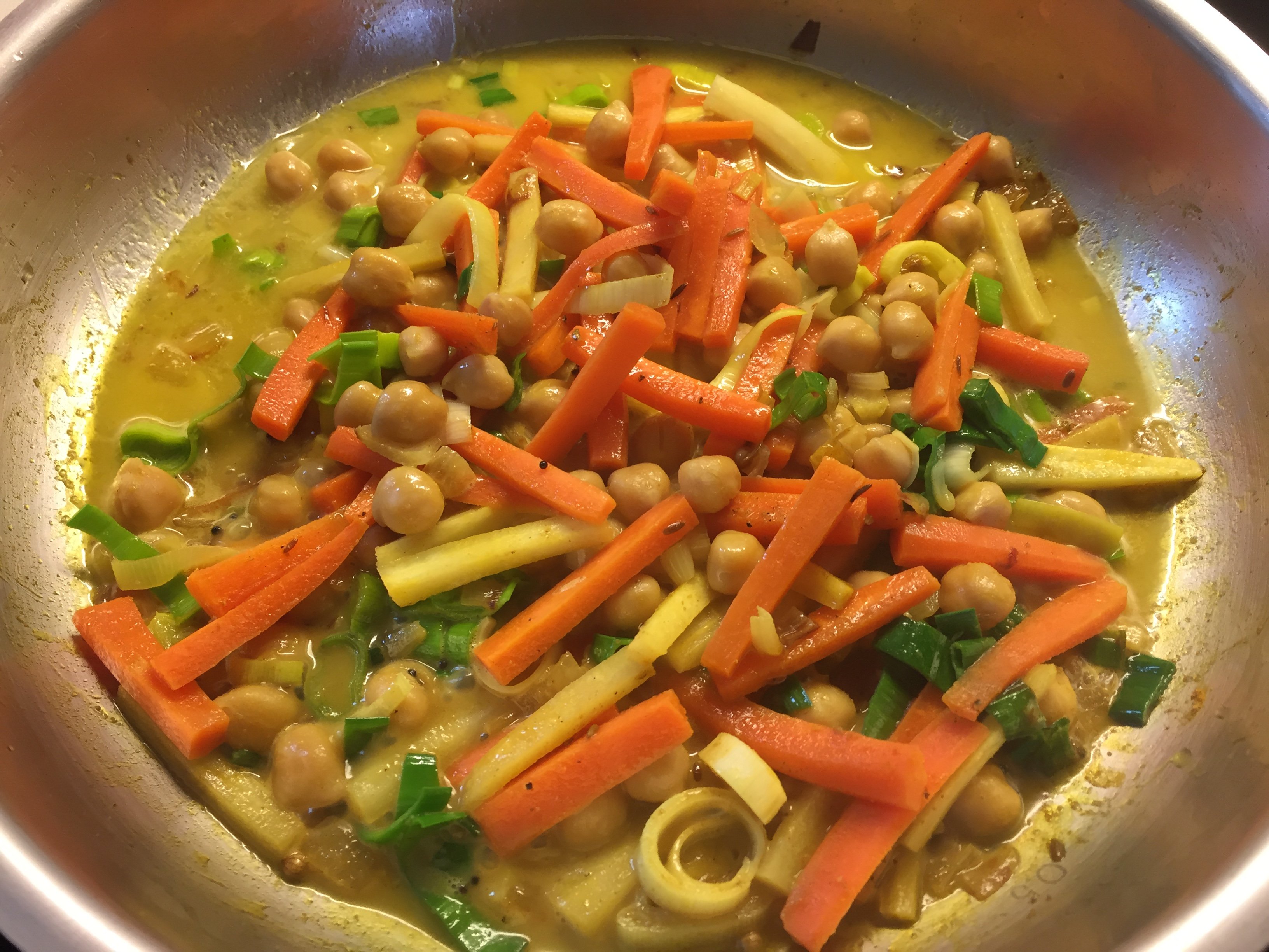 Kichererbsen-Gemüse-Curry